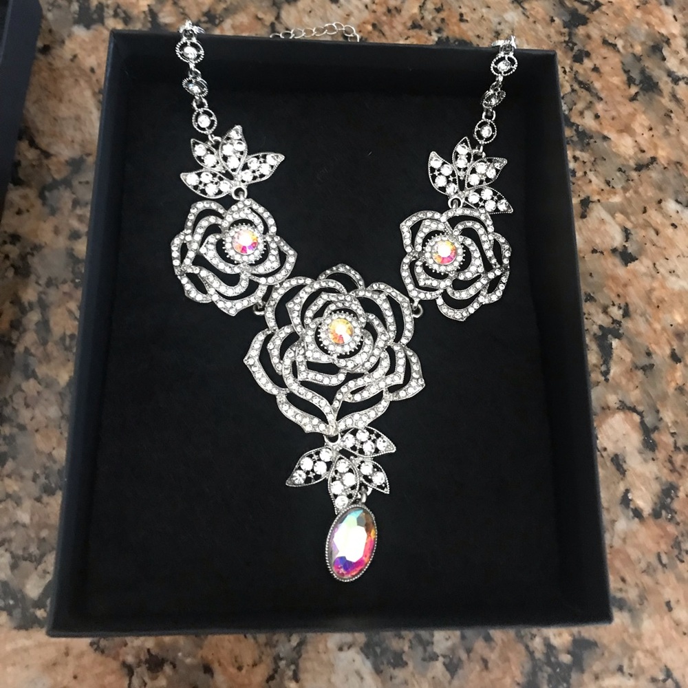 Natasha triple rose choker bib